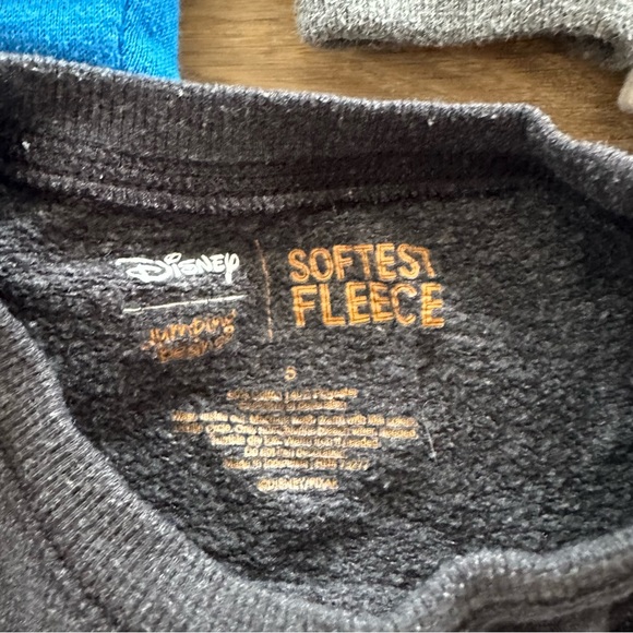 Sweatshirt Bundle Size 5T - Picture 4 of 4